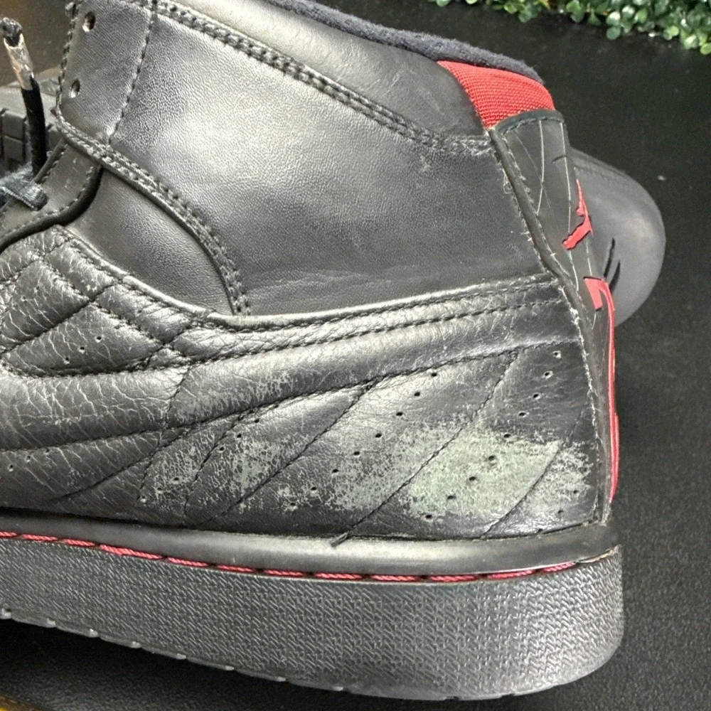 Nike Jordan 1 Retro '99 sneakers Men's Size 13 Shoes
